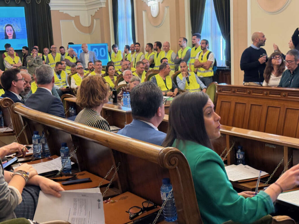 Pleno Castellón 300426