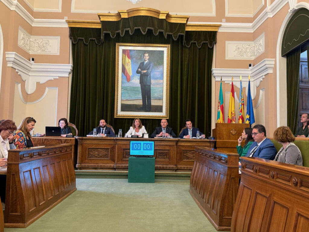 Pleno Castellón 300426