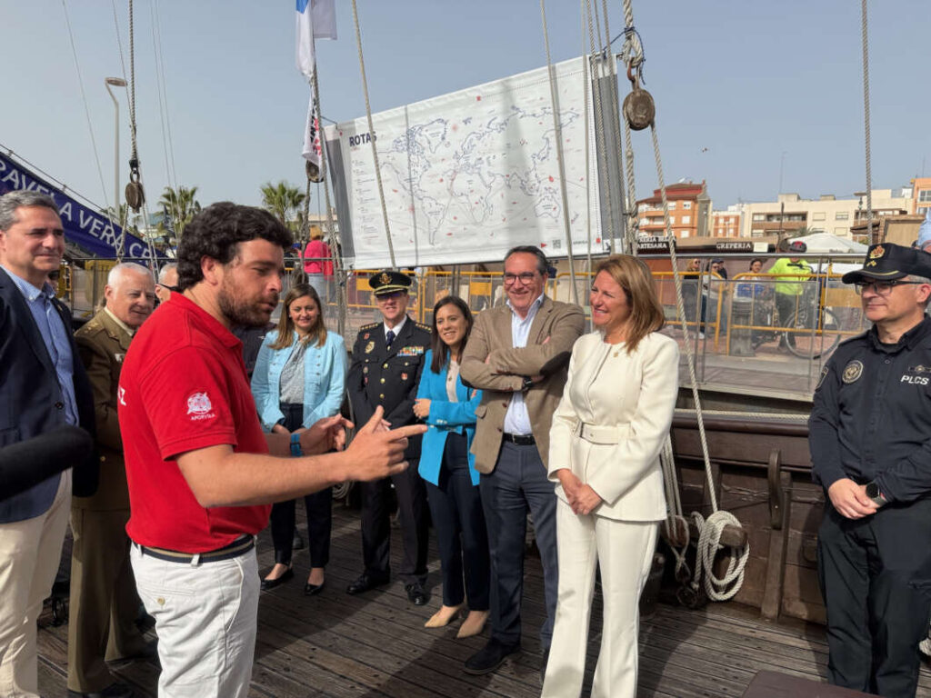 Visita a la vera Cruz portuguesa Escala a Castelló 100426