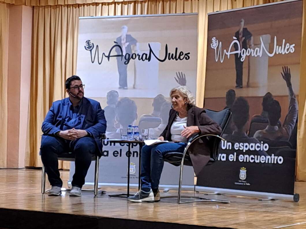 Nules, conferencia, manuela carmena