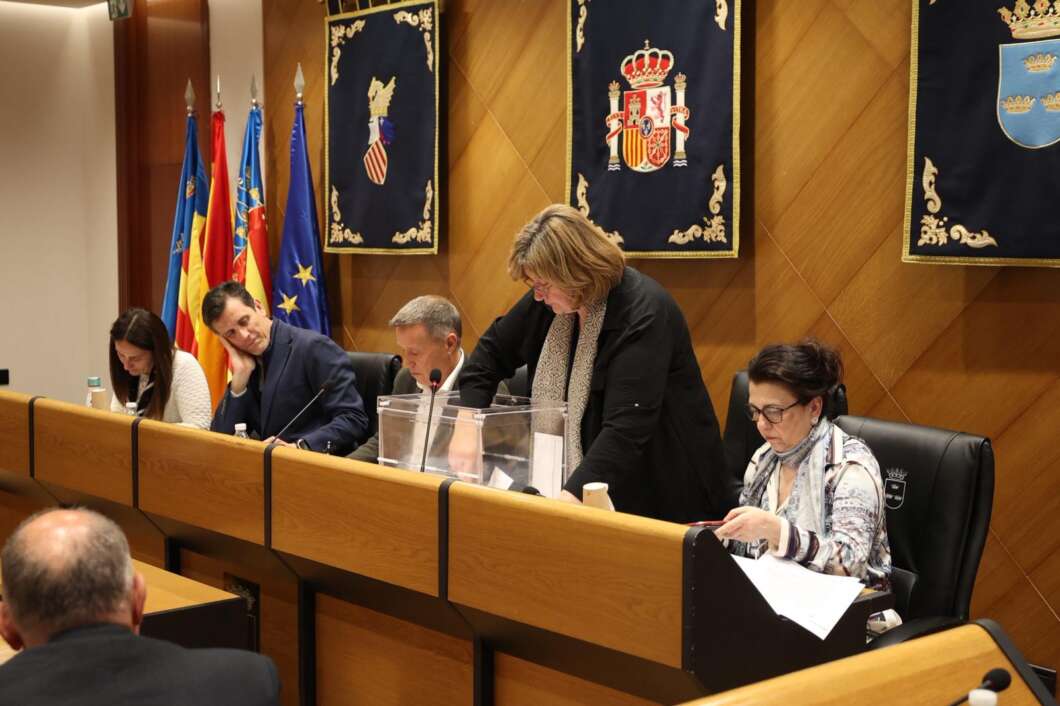 Sesio plenaria, Burriana
