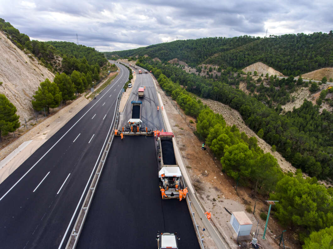 Becsa refuerza su actividad en Castellón con el mayor contrato de conservación de carreteras