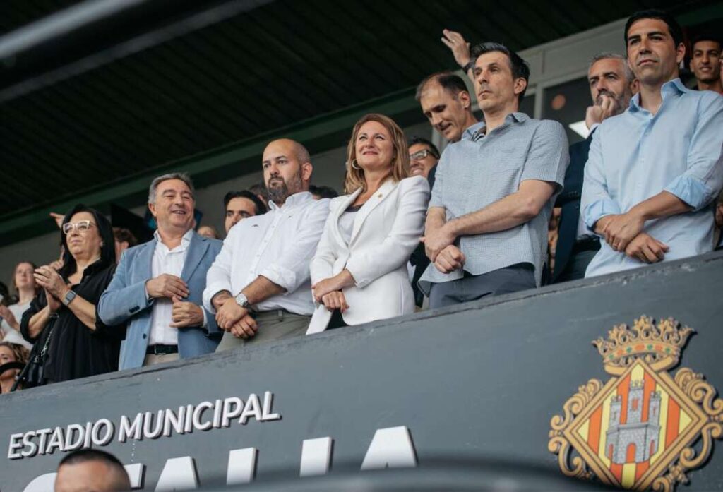 El Castellón logra el play-off de ascenso tras vencer al Eibar en Castalia