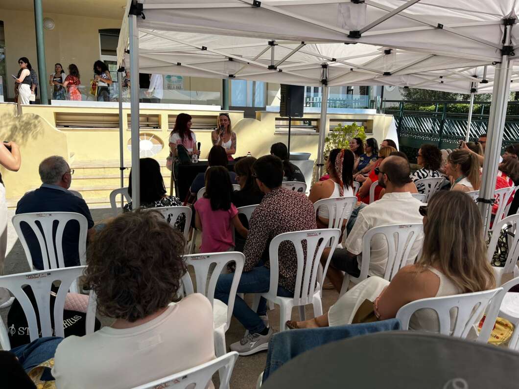 Clausura de la feria de novela romántica de Benicàssim