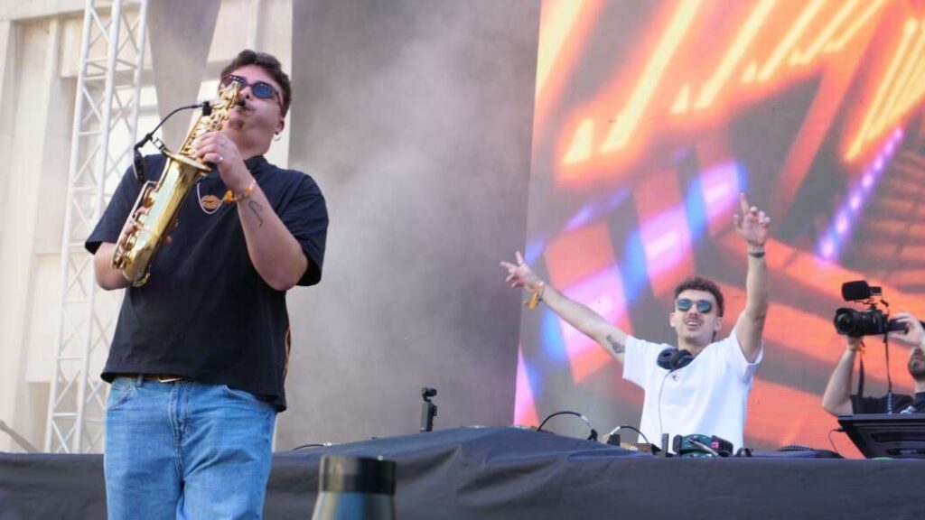 Vila-real arranca las fiestas de Sant Pasqual música a la plaça major. 2026