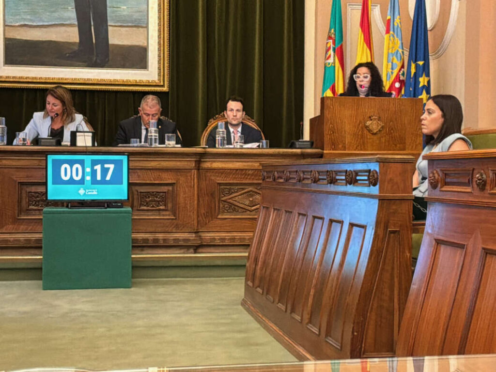 Pilar Escuder cuestiona el pago de la canción de Magdalena