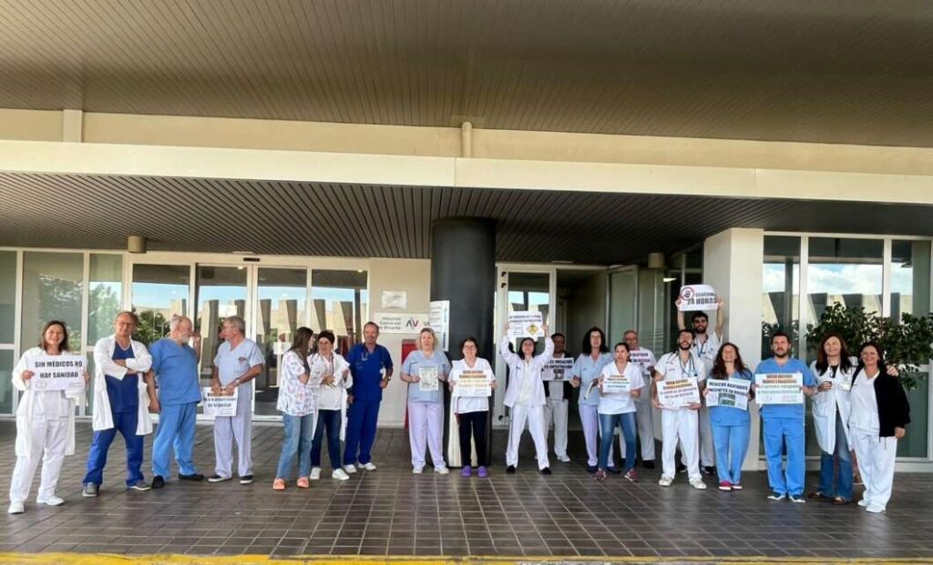 Huelga de médicos en Hospital Vinaròs