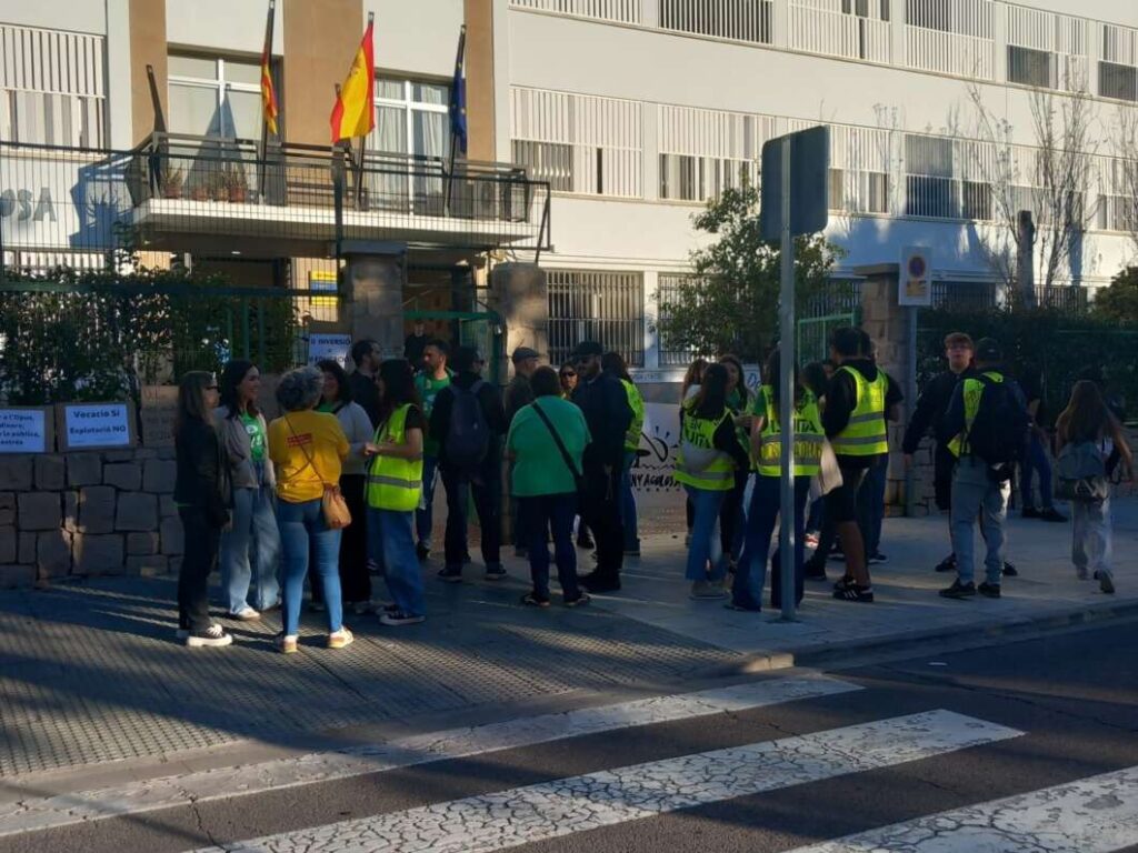 Huelga educación Penyagolosa Castelló