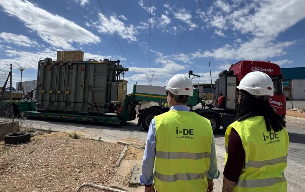 Iberdrola invierte más de 10 millones en Riba-roja para reforzar la red eléctrica tras la Dana