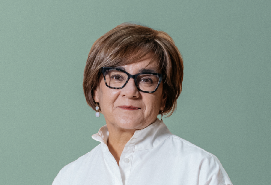 Vicerrectorado de Titulaciones, Internacionalización y Multilingüismo: Pilar Ezpeleta Piorno
