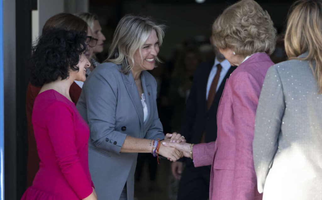 Marta Barrachina reforça el suport de la Diputació al Banc d’Aliments amb 65.000 euros