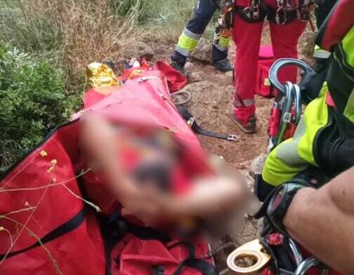 Un accidente en la Cueva del Estuco obliga a un rescate