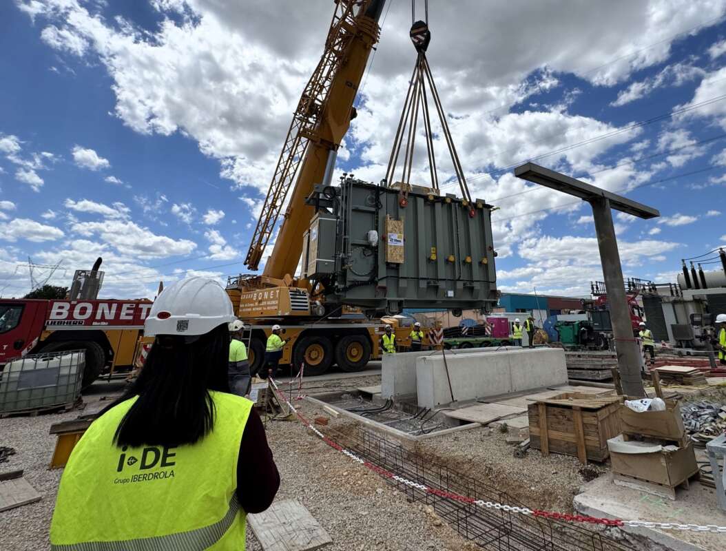 Iberdrola invierte más de 10 millones en Riba-roja para reforzar la red eléctrica tras la Dana