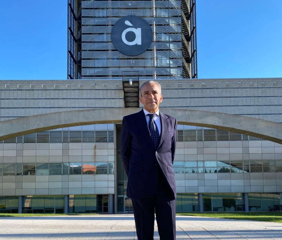 Román Ceballos es posa al front d’À Punt com a nou president
