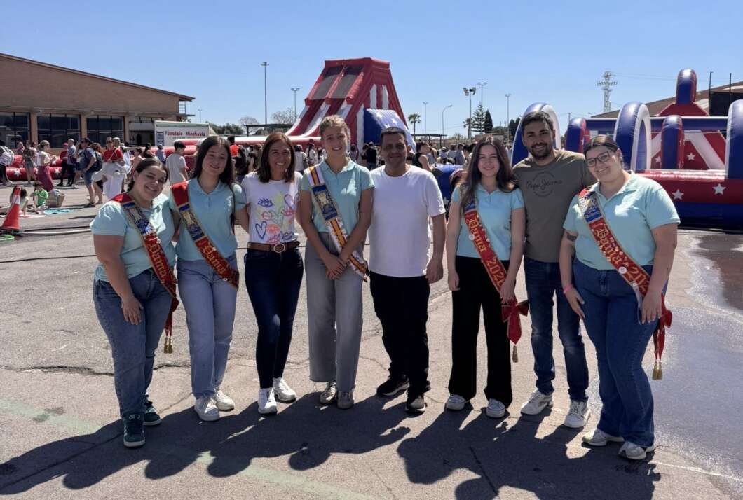Reina y damas en Santa Quiteria en Almassora