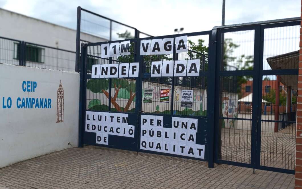 vaga, centres escolars, vaga indefinida