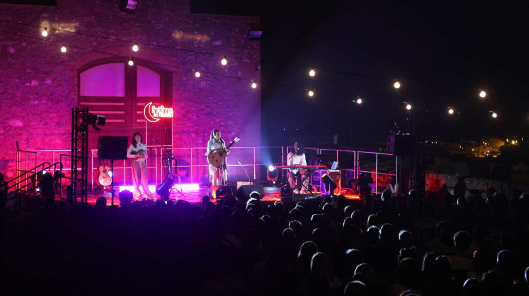 Valeria Castro - Intims al Castell Onda