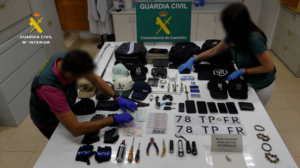 Cuatro detenidos por una oleada de robos en áreas de servicio de la AP-7 entre Castellón y Murcia