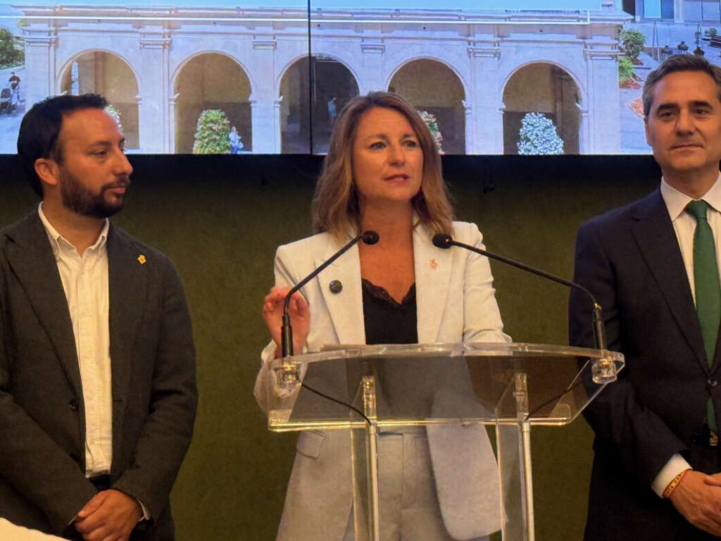 Toledo Carrasco y Ortola. Gobierno de Castellón PP-VOX en el aniversario de los 3 años de gobierno. Castellón 170626