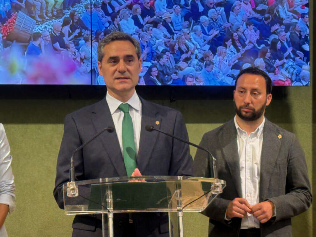 Toledo y Ortola. Gobierno de Castellón PP-VOX en el aniversario de los 3 años de gobierno. Castellón 170626