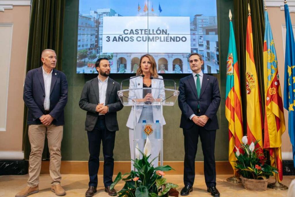 Sales,Toledo Carrasco y Ortola. Gobierno de Castellón PP-VOX en el aniversario de los 3 años de gobierno. Castellón 170626