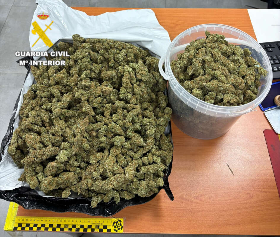 Droga Vall d'Alba guardia civil