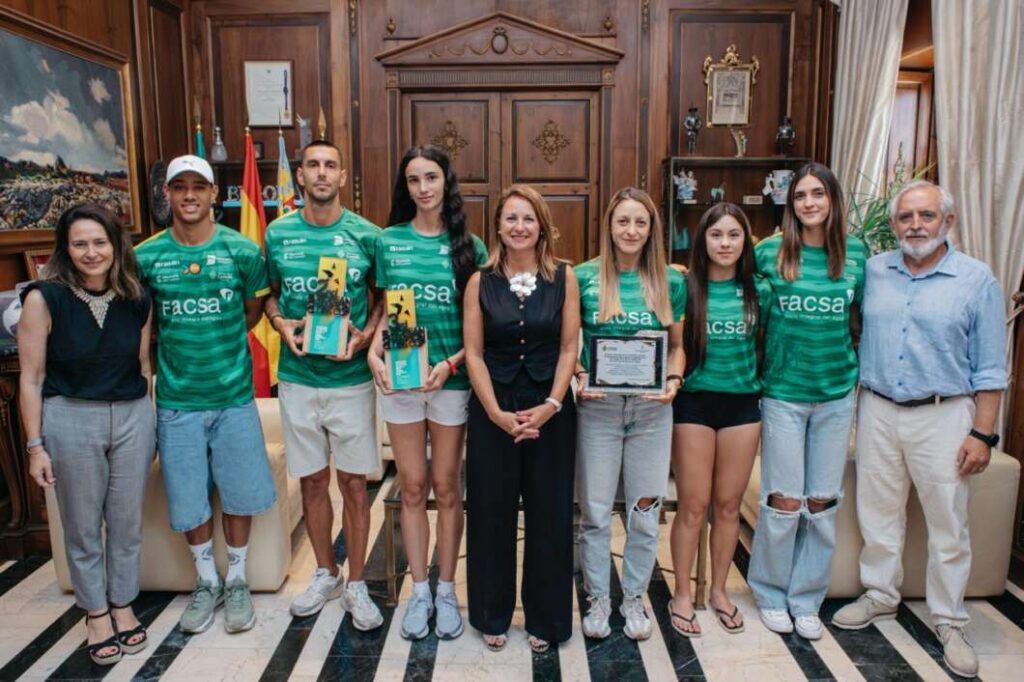 El Ayuntamiento de Castellón ha reconocido al Facsa Playas de Castellón por sus resultados en el Campeonato de Europa de Clubes.