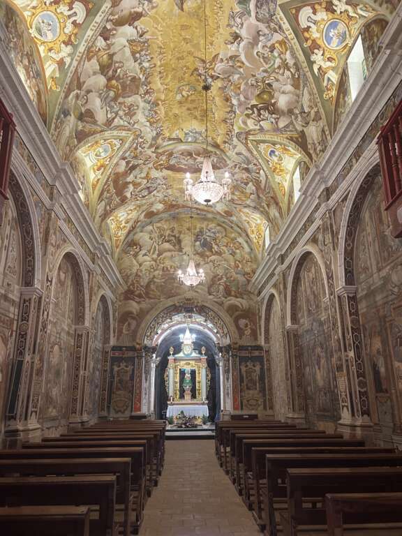Asociación Valenciana de Periodistas y Escritores de Turismo en Cati 140626