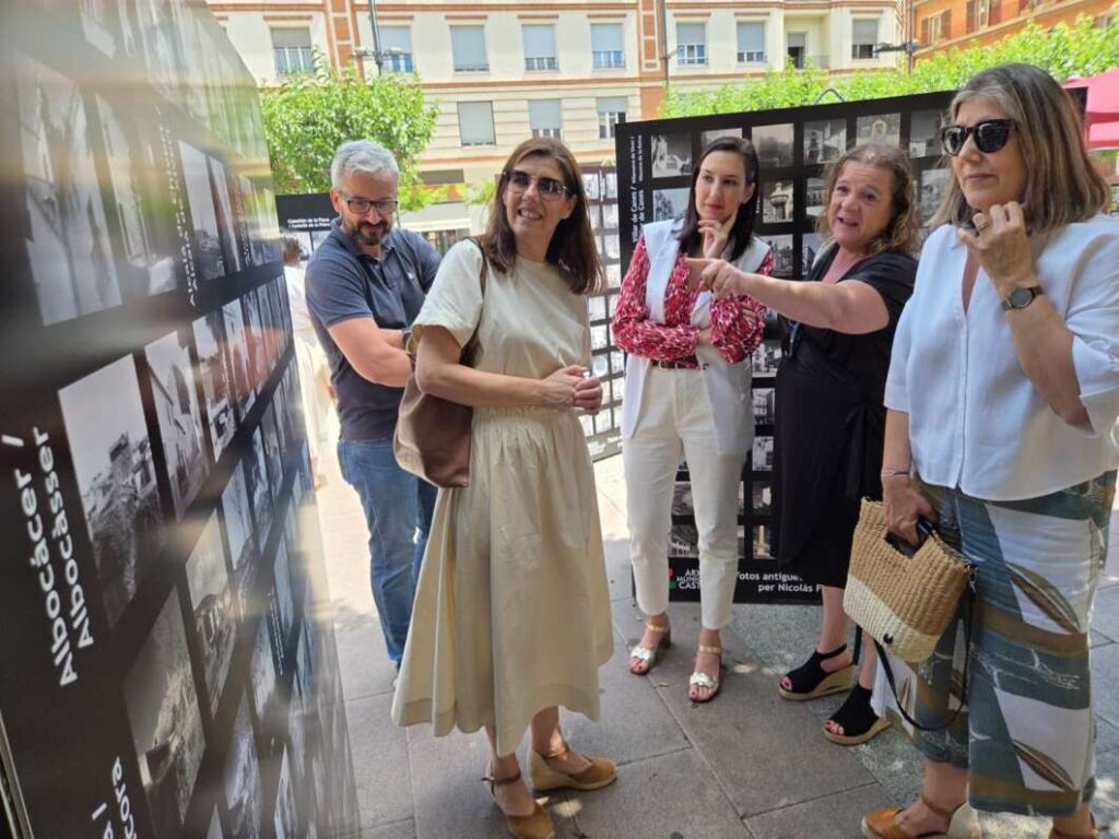 Castelló recupera el archivo fotográfico de Nicolás Fernando Oliva con más de 2.000 imágenes históricas