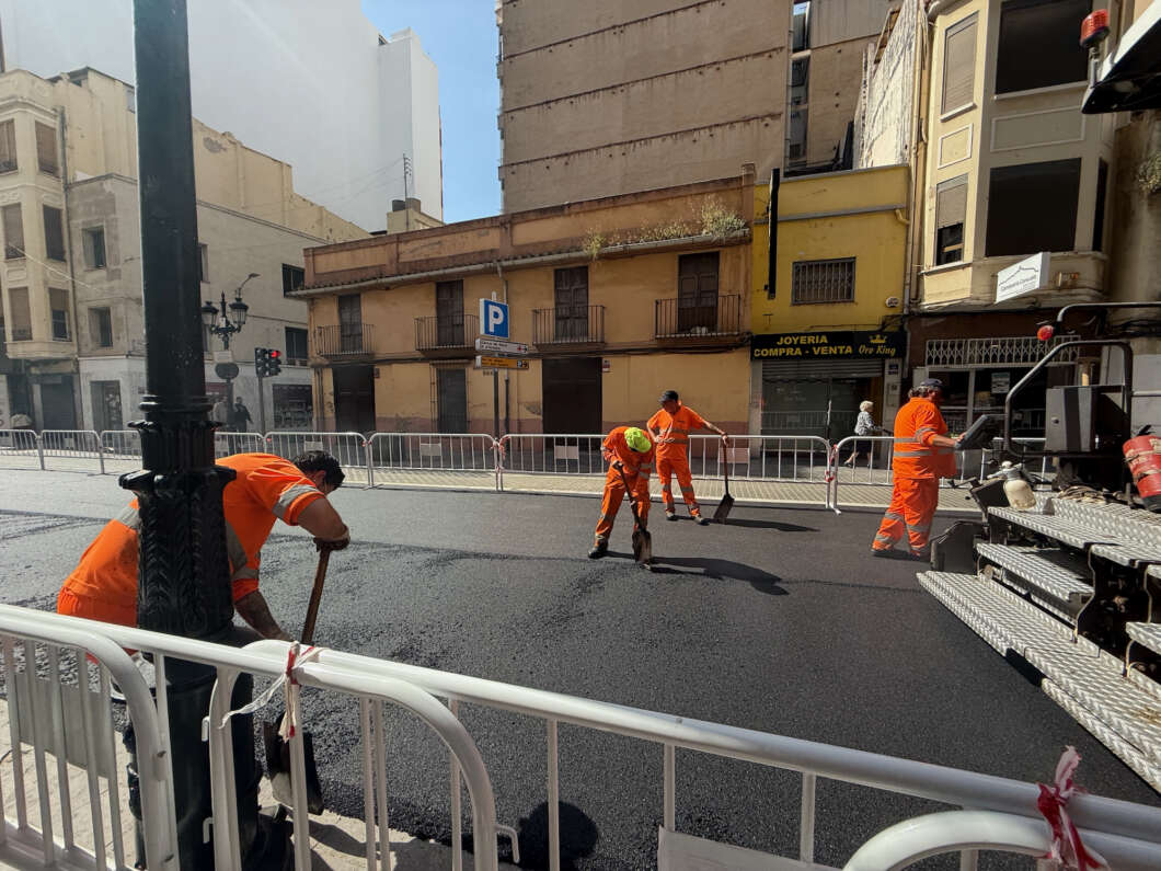 Obras pasarela TRAM abril 2026