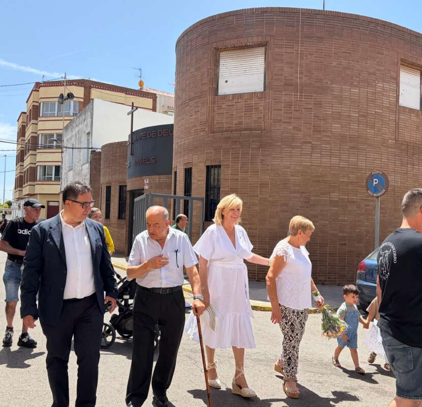 Castellón respalda las fiestas del Perpetuo Socorro y reivindica la vida en los barrios