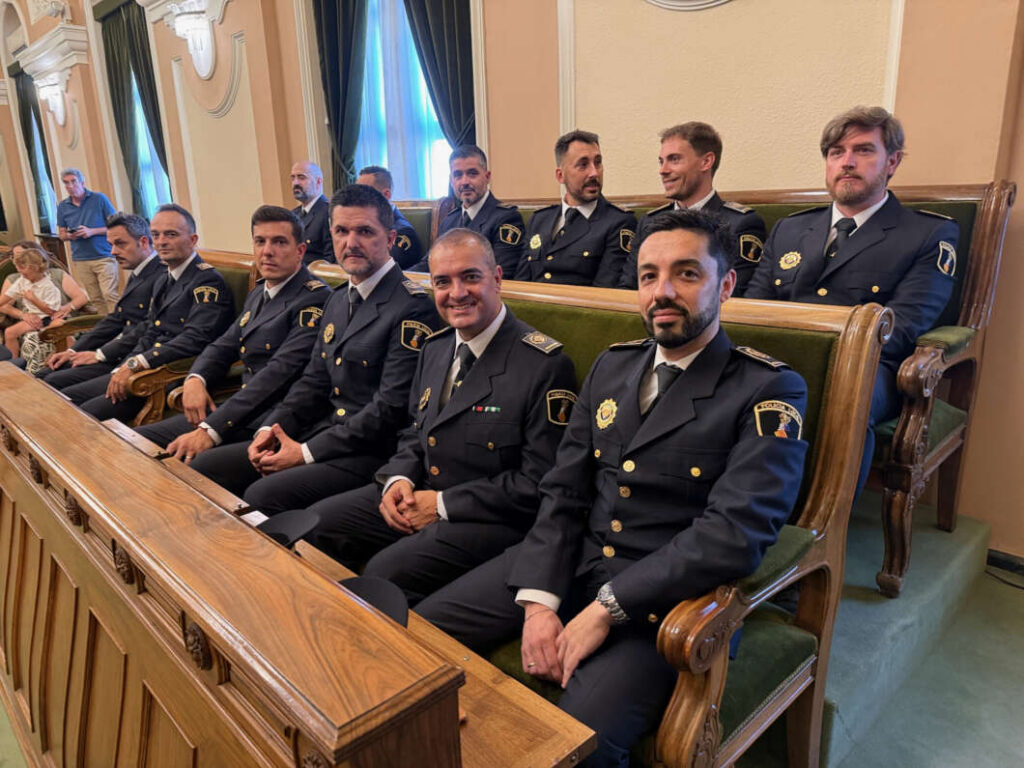 Castellón incorpora 14 nuevos oficiales de Policía Local 160626