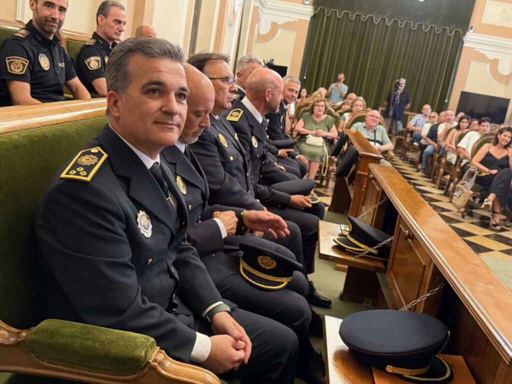 Castellón incorpora 14 nuevos oficiales de Policía Local 160626