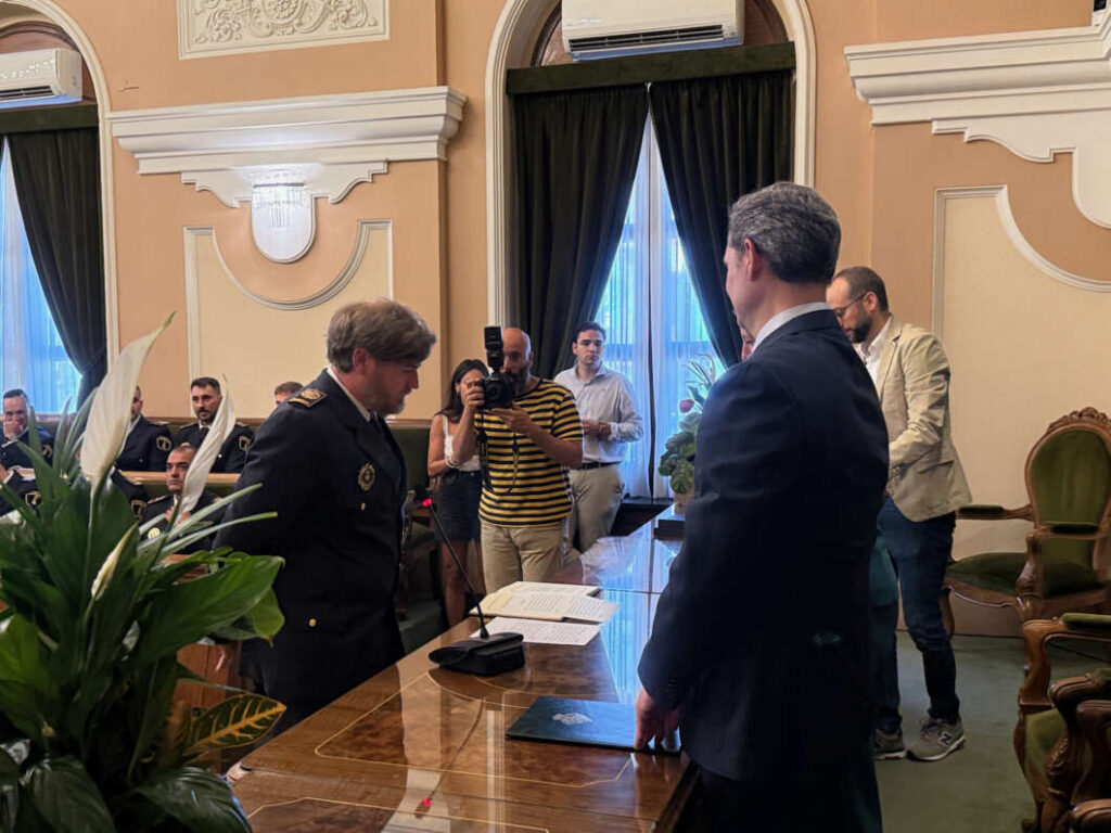 Castellón incorpora 14 nuevos oficiales de Policía Local 160626