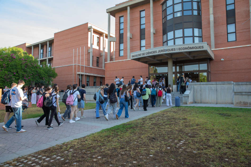 uji alumnos