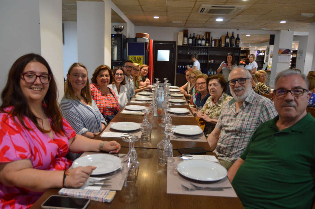 L’Associació d’Ames de Casa de Vila-real tanca el curs amb una multitudinària jornada al Termet