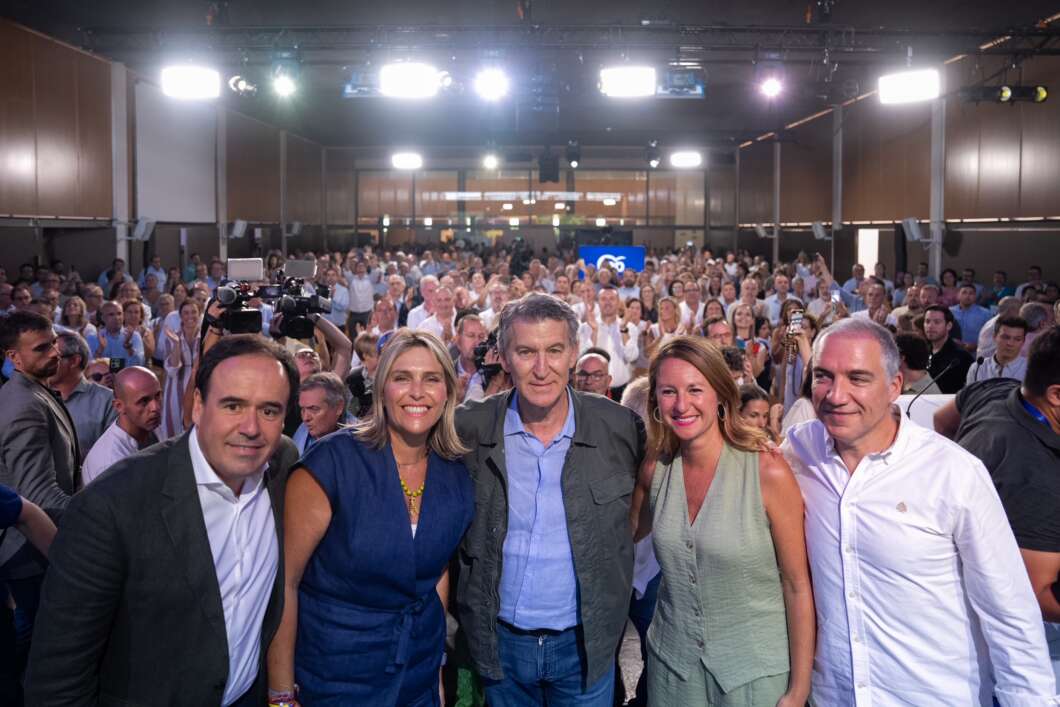 Marta Barrachina, Begoña Carrasco y Alberto Núñez Feijóo clausura II Foro Diputaciones