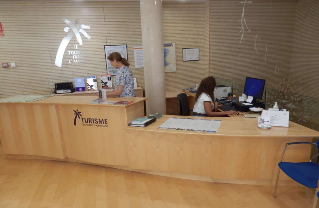 L'Alcora reforça l'atenció al Museu i la Reial Fàbrica amb dues incorporacions
