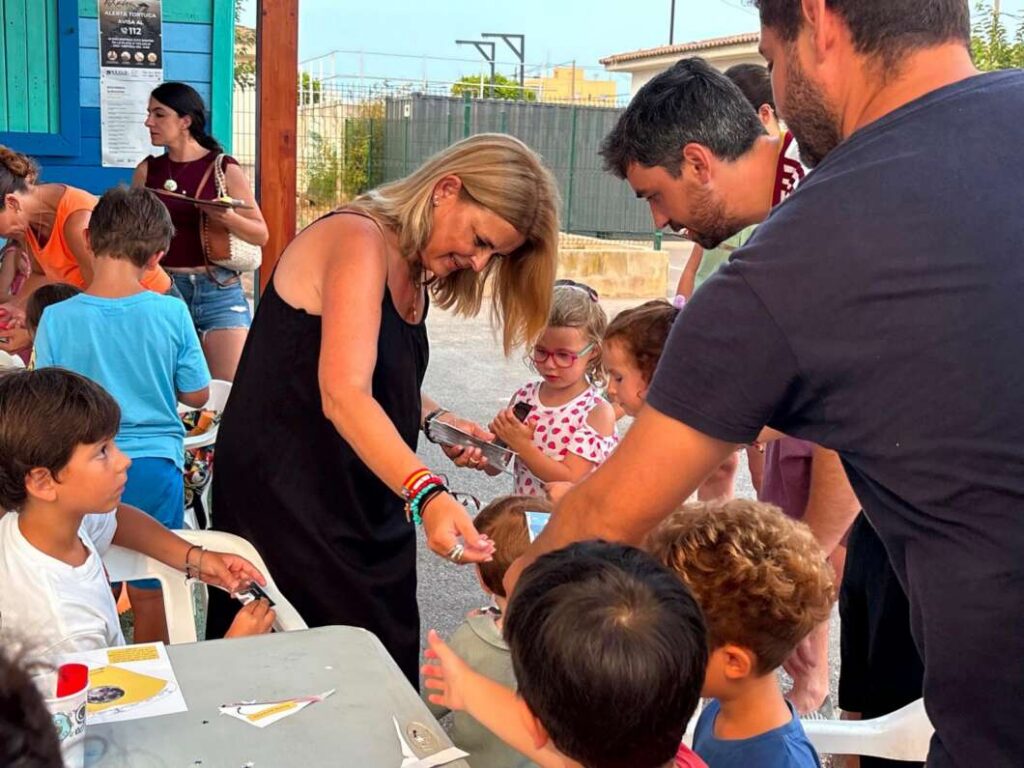 Almassora inicia la programació especial del eclipsi solar amb un taller infantil