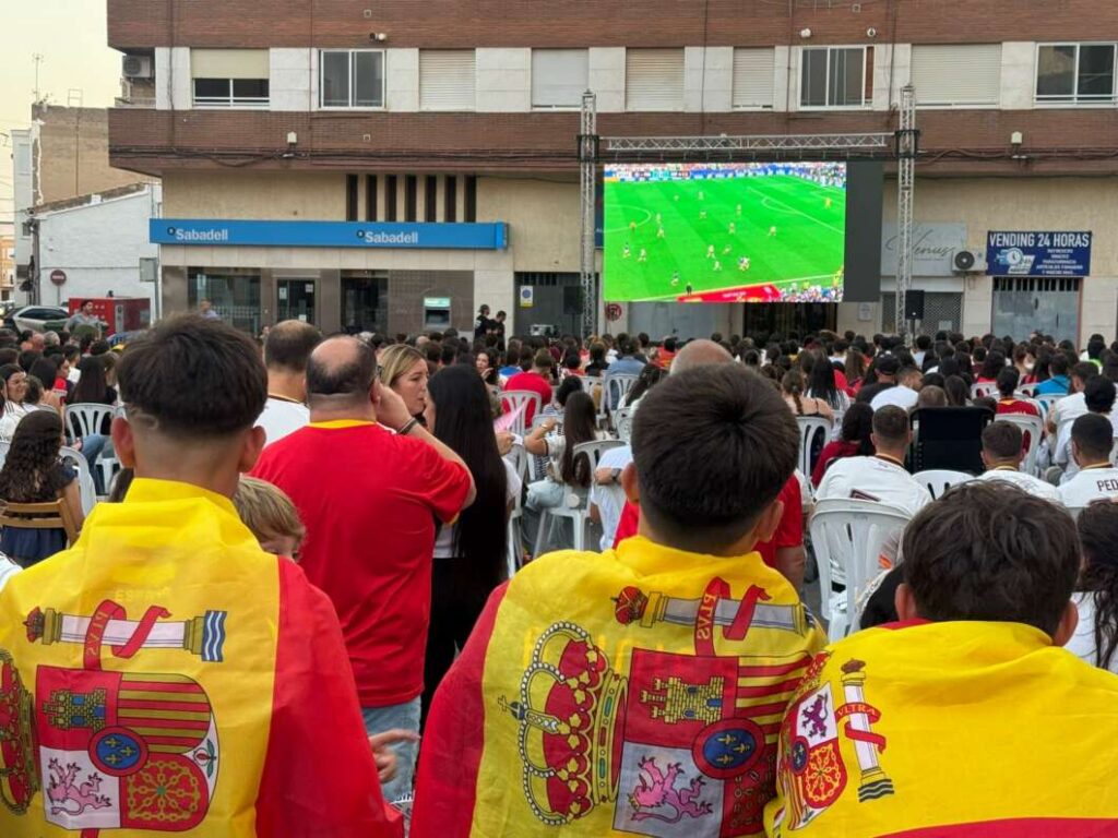 Almassora vibra amb la semifinal entre Espanya i França