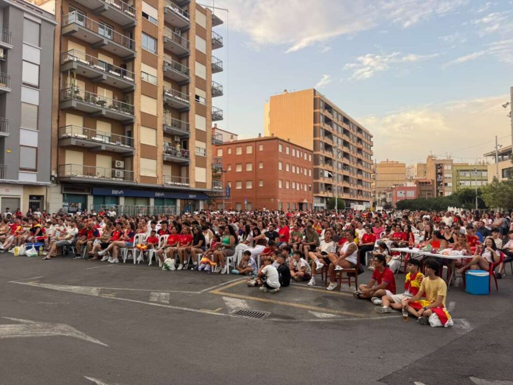 Almassora vibra amb la semifinal entre Espanya i França