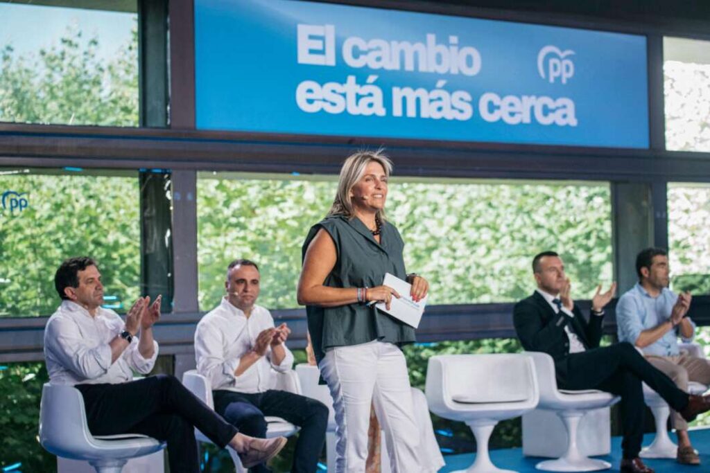 Barrachina y Carrasco piden financiación justa en Castellón en el OO Foro Nacional de diputaciones del PP