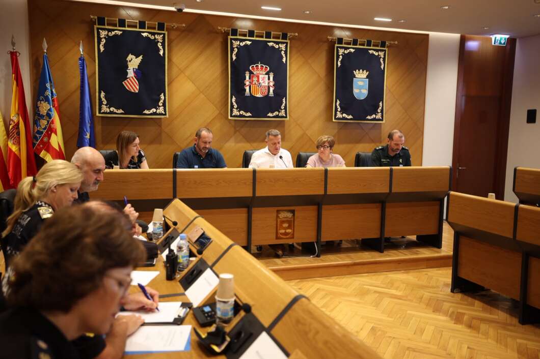 Burriana reforça la seguretat per al festival de la platja davant l'incendi de la Vall d'Uixó