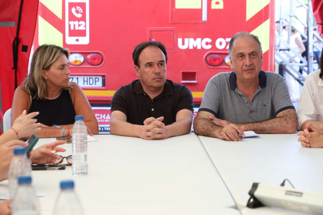 El Cecopi levanta el confinamiento en Onda y Betxí, pero el incendio no da tregua