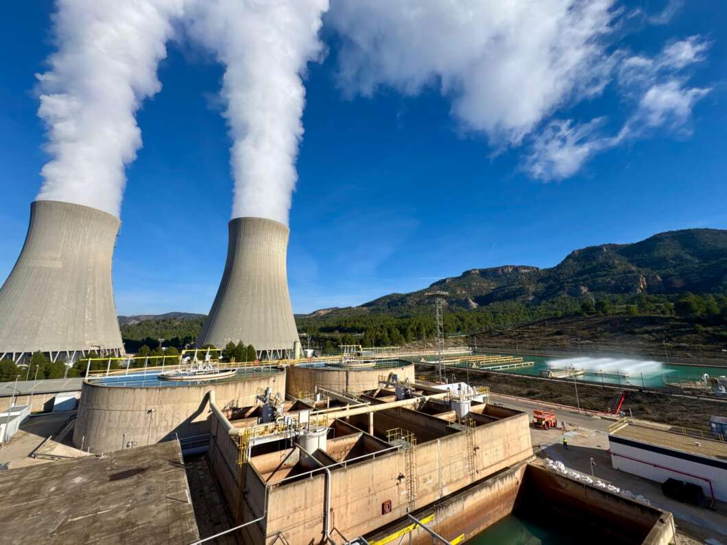 La Generalitat defiende la continuidad de Cofrentes como eje del sistema eléctrico
