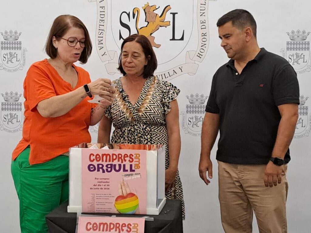Nules premia a los ganadores de la campaña #CompresAmbOrgull