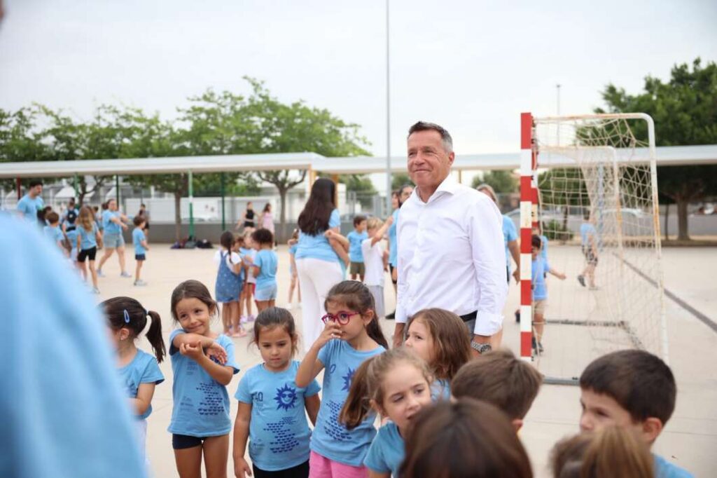 L'Escola d'Estiu de Burriana celebra 40 anys com a referent de conciliació familiar