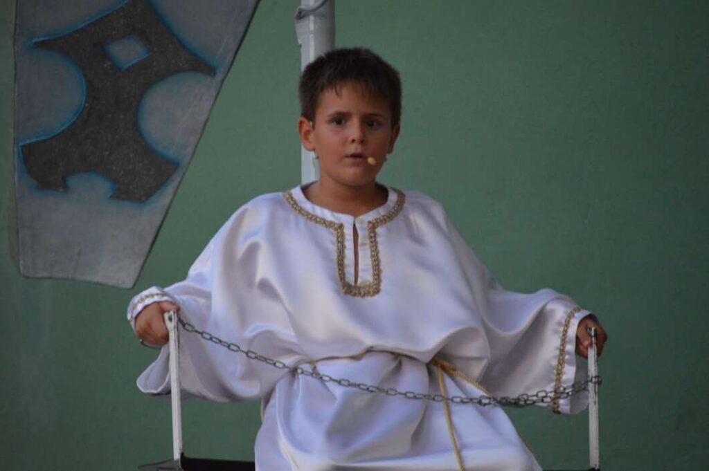 Vila-real commemora la festivitat de la Mare de Déu del Carme amb la tradicional processó i el Cant de la Carxofa