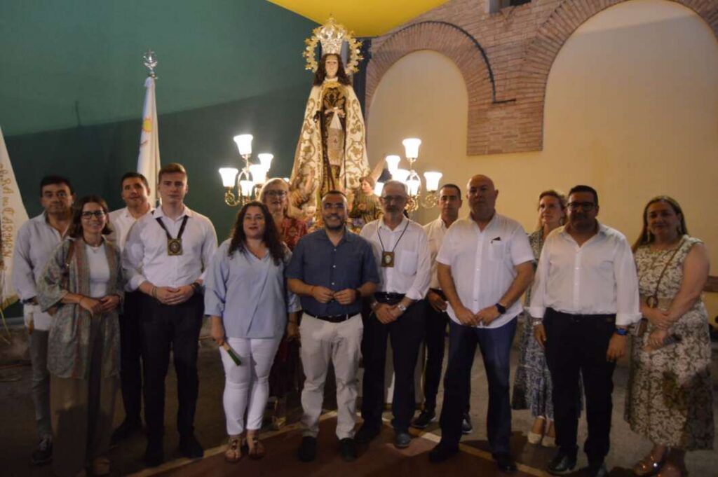 Vila-real commemora la festivitat de la Mare de Déu del Carme amb la tradicional processó i el Cant de la Carxofa