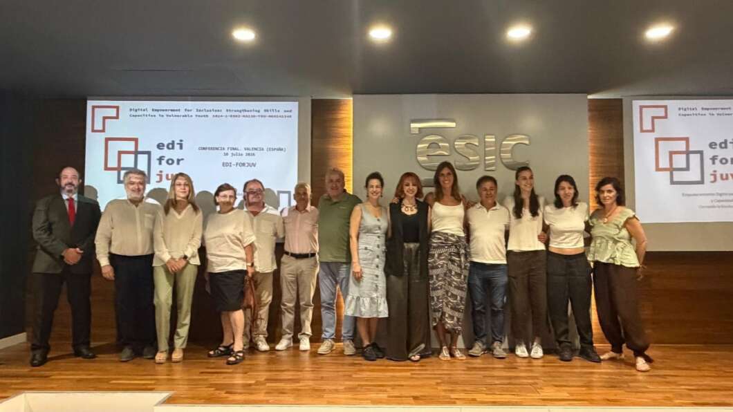 Valencia cierra el proyecto europeo EDI-FORJUV para impulsar la inclusión digital de jóvenes vulnerables